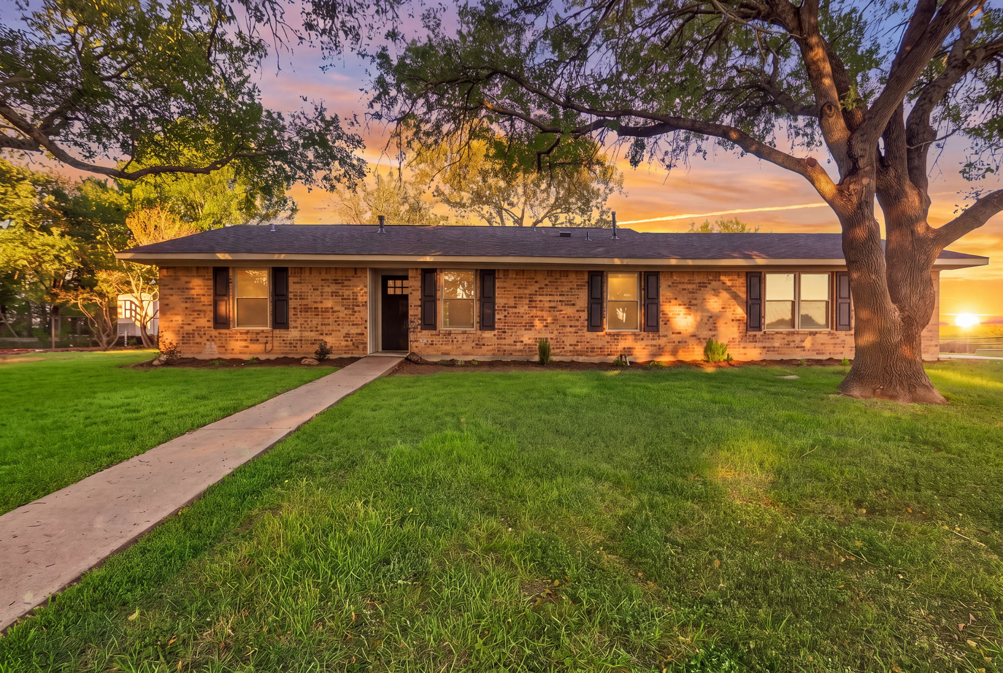 1714 Twin Island Dr — photo