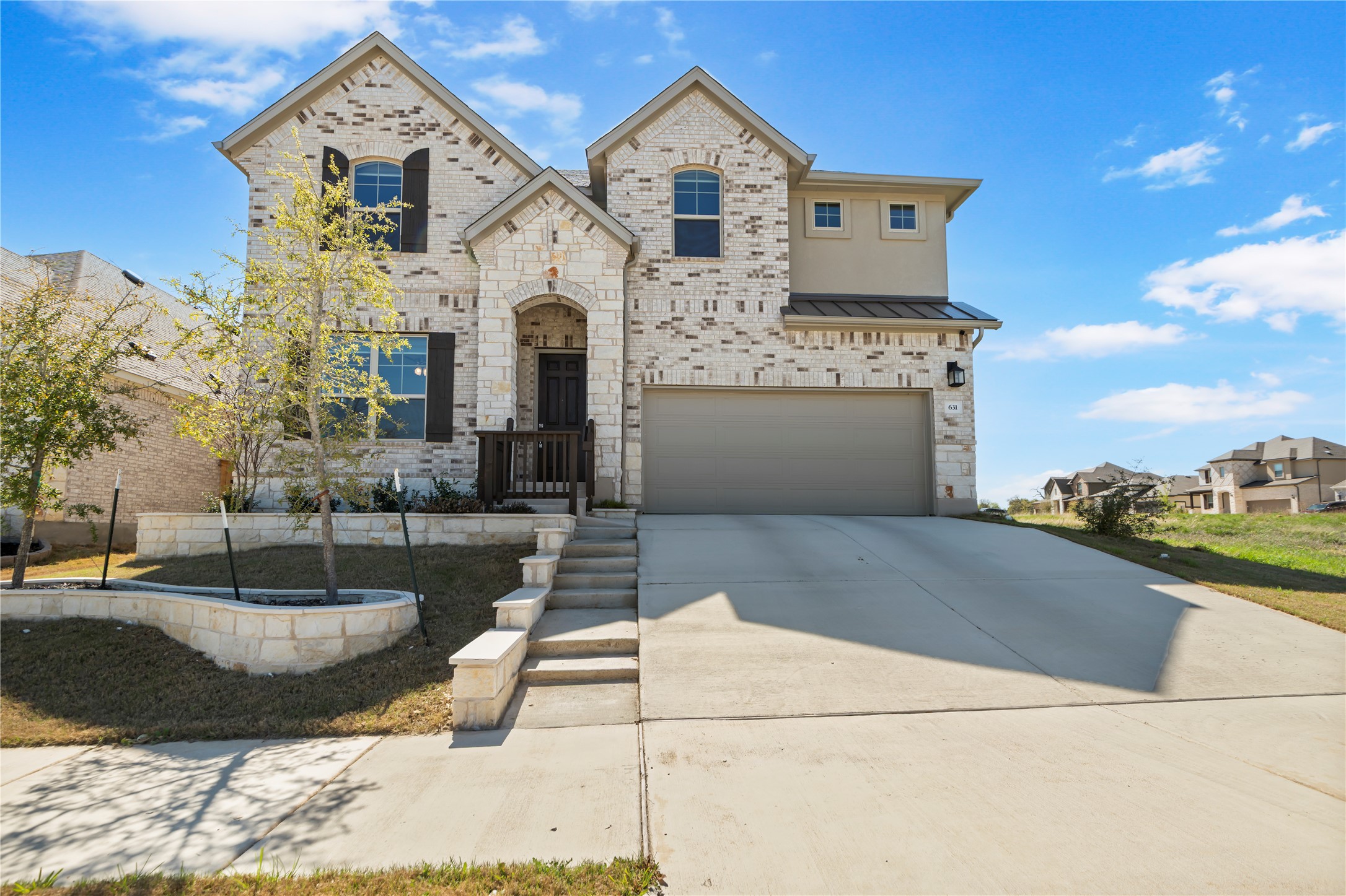 631 Breeze Hollow Ln — photo