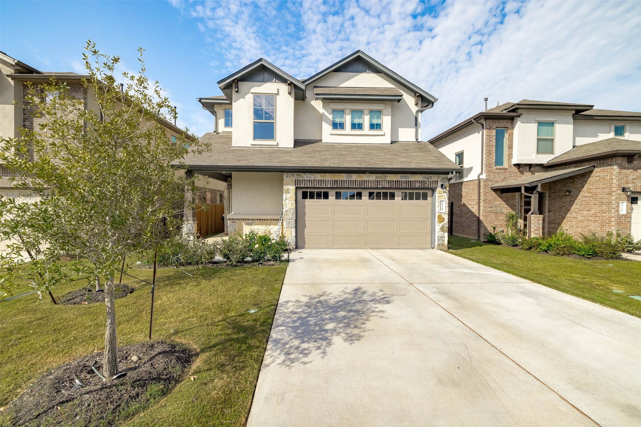424 Arrowhead Vine St — photo