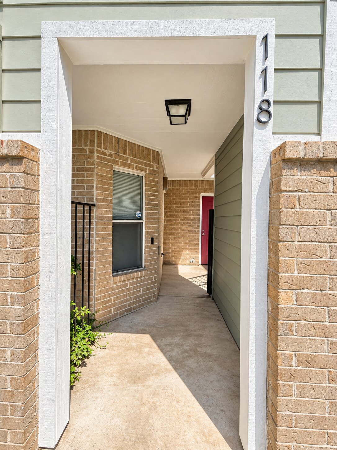 2104 Cullen Ave 4-118 — photo