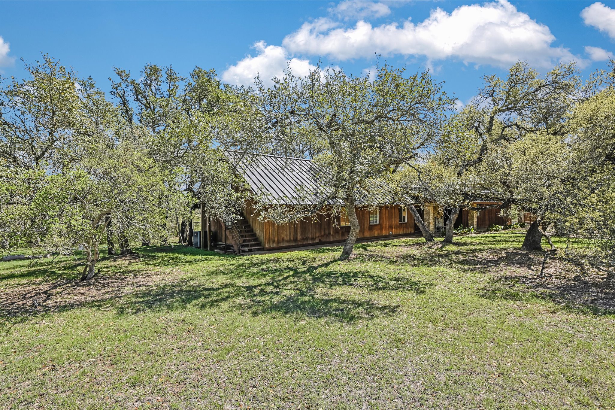 411 Whitetail Ridge Road, Dripping Springs TX 78620 — photo 2