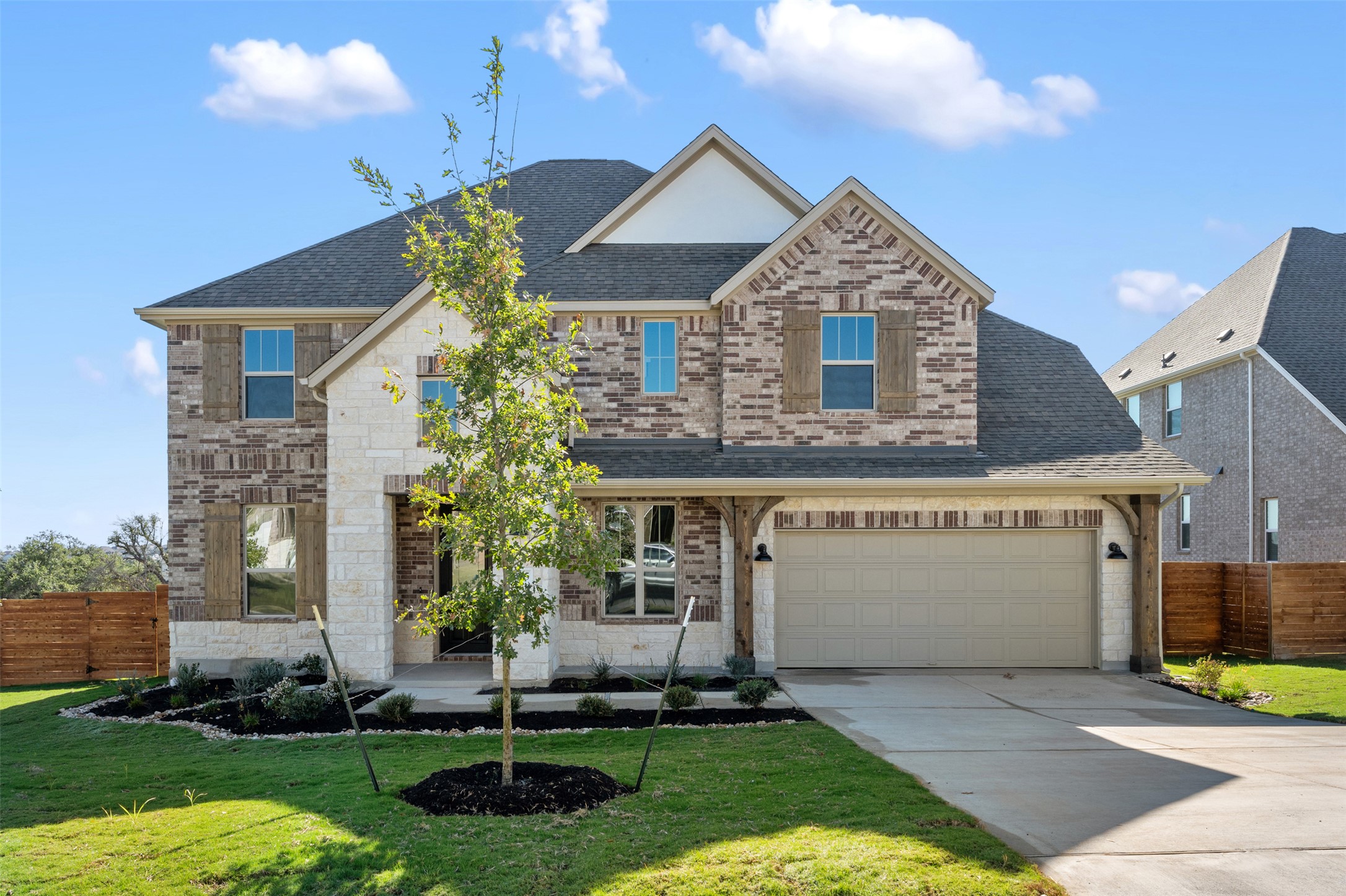 208 Possumhaw Ln — photo