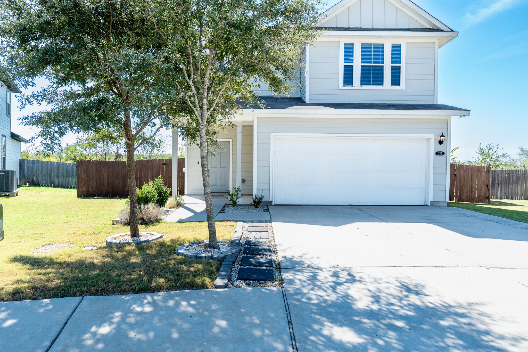 236 Blue Agate Ct — photo