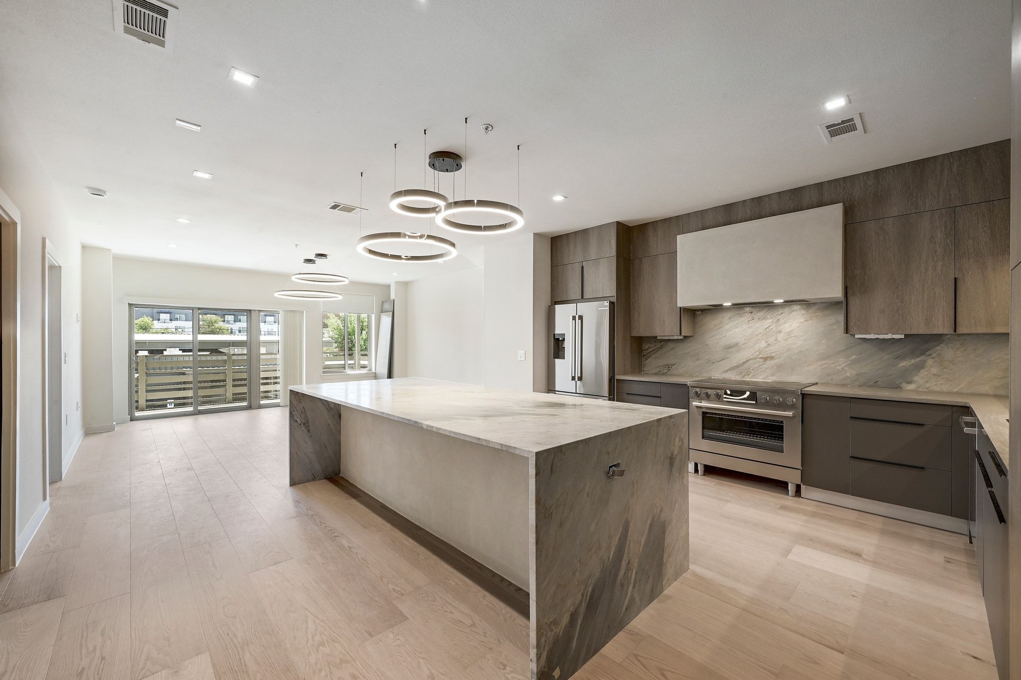 3600 S Lamar Blvd 202 — photo