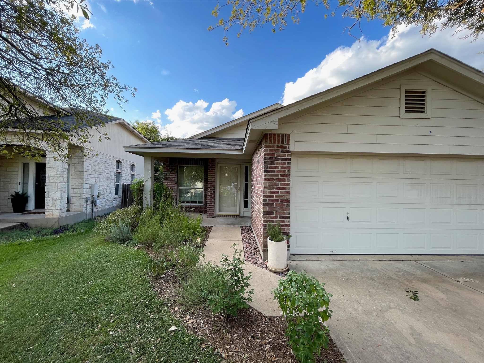 2008 Wilma Rudolph Road, Austin, TX 78748 — photo 2