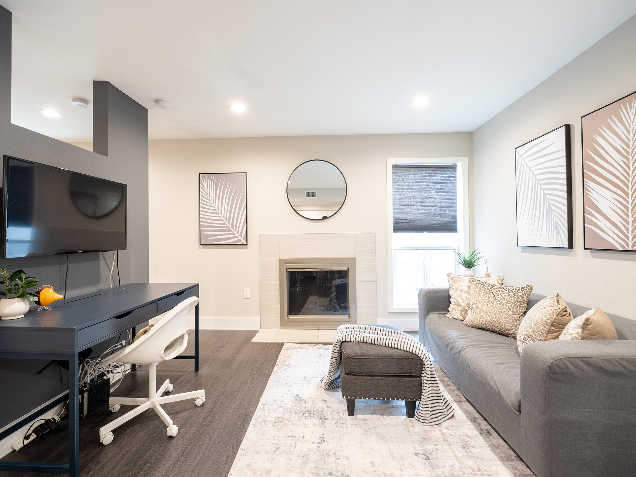 935 La Posada Dr 131 — photo