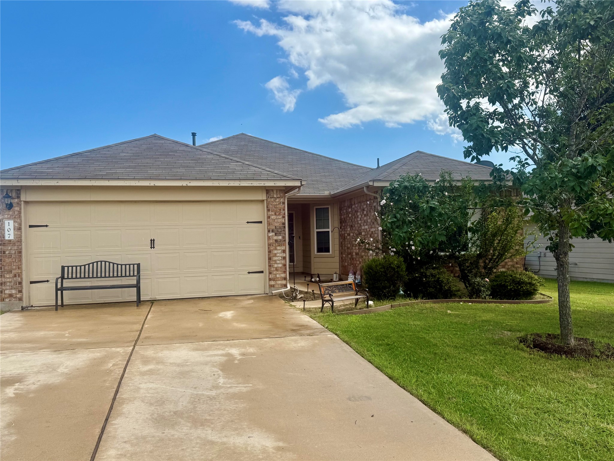 107 Jim Dandy Dr — photo