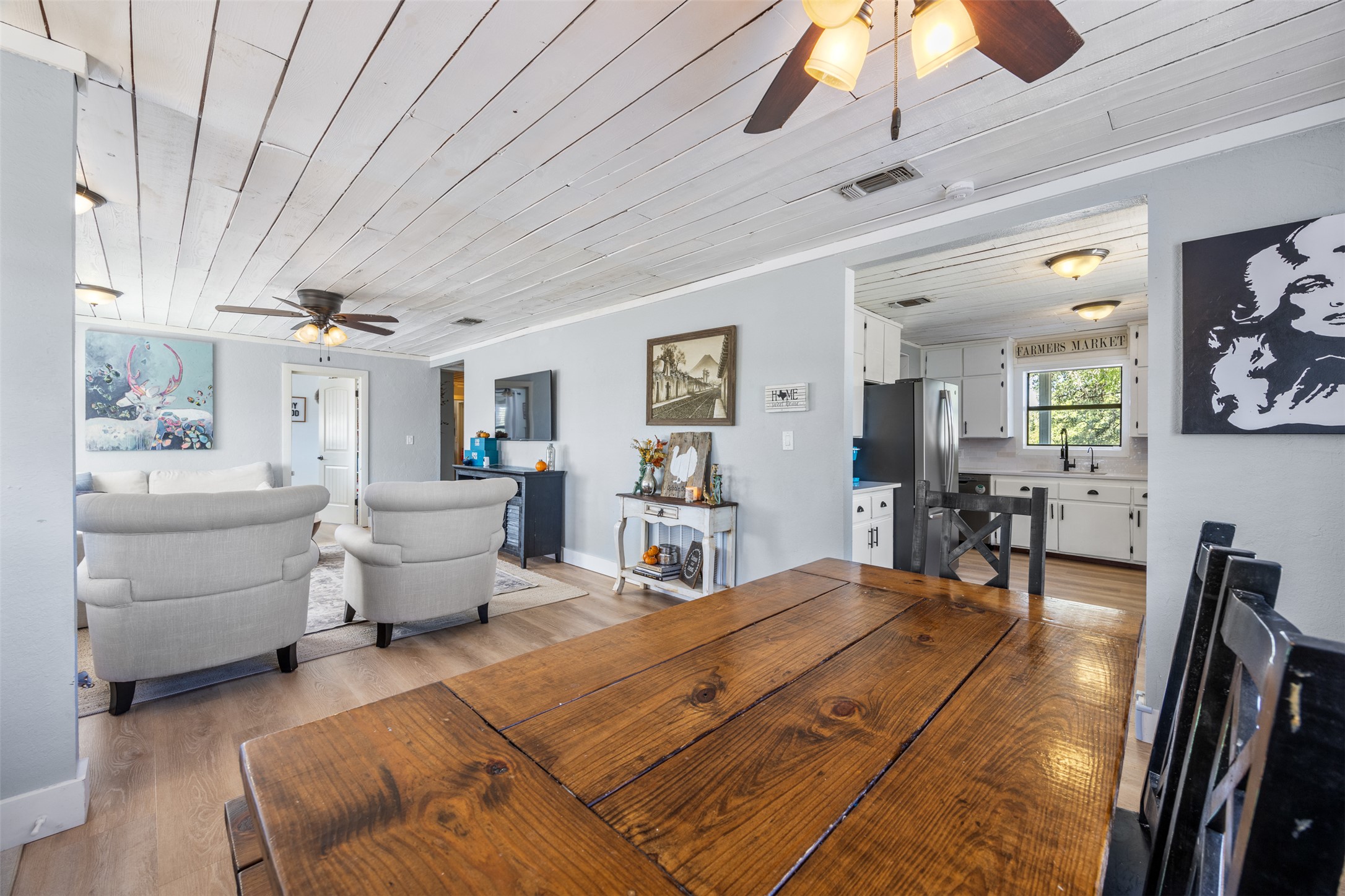 1071 Rolling Hills Dr — photo