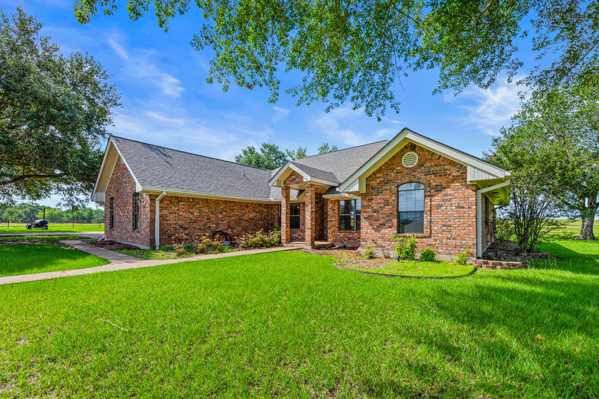 11077 County Road 440 — photo