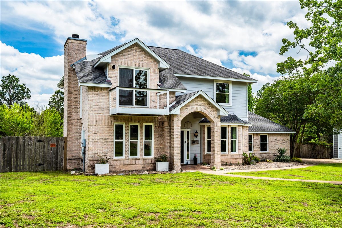 171 N Pin Oak Xing — photo