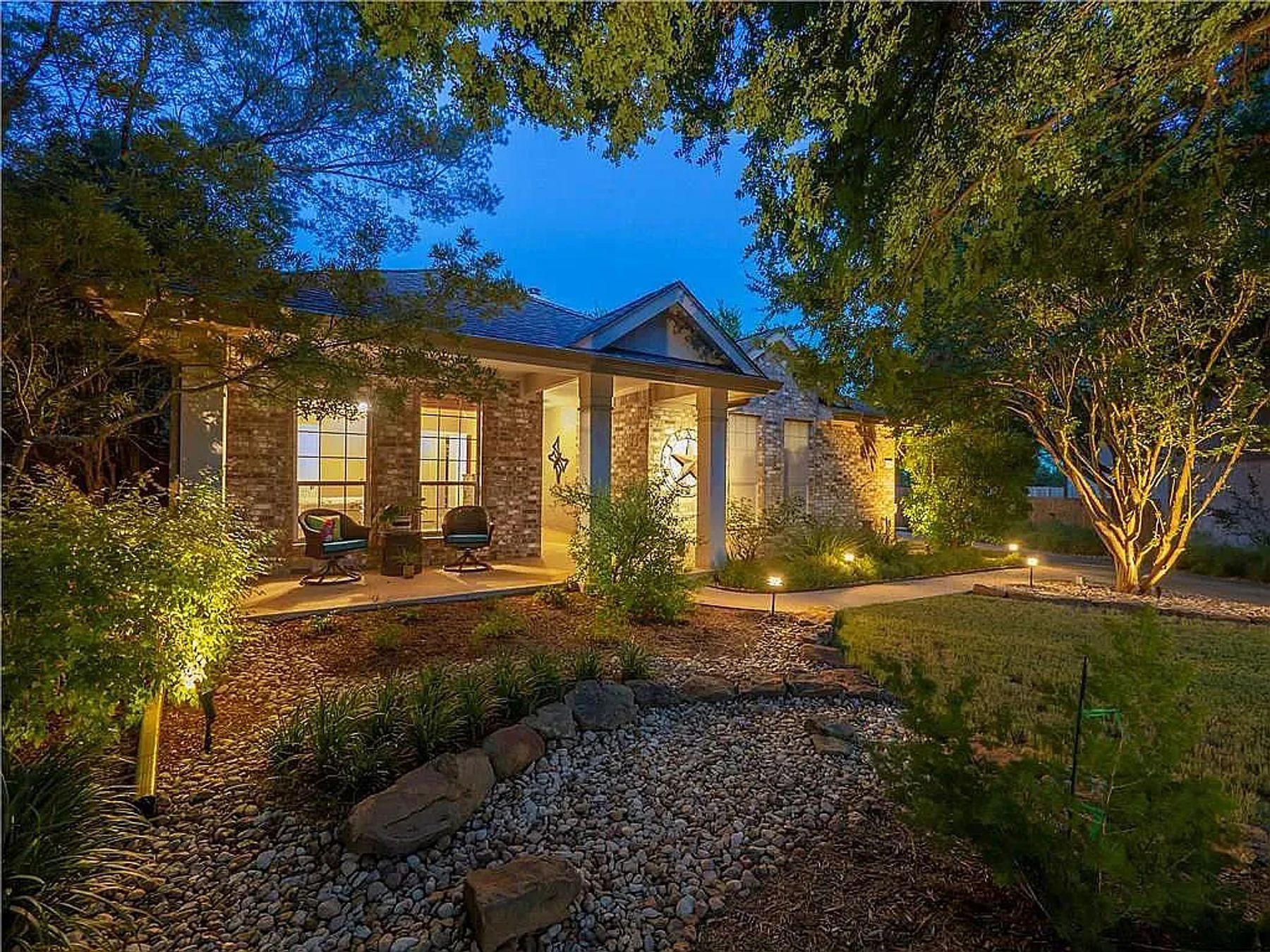 2812 Cascade Falls Dr — photo
