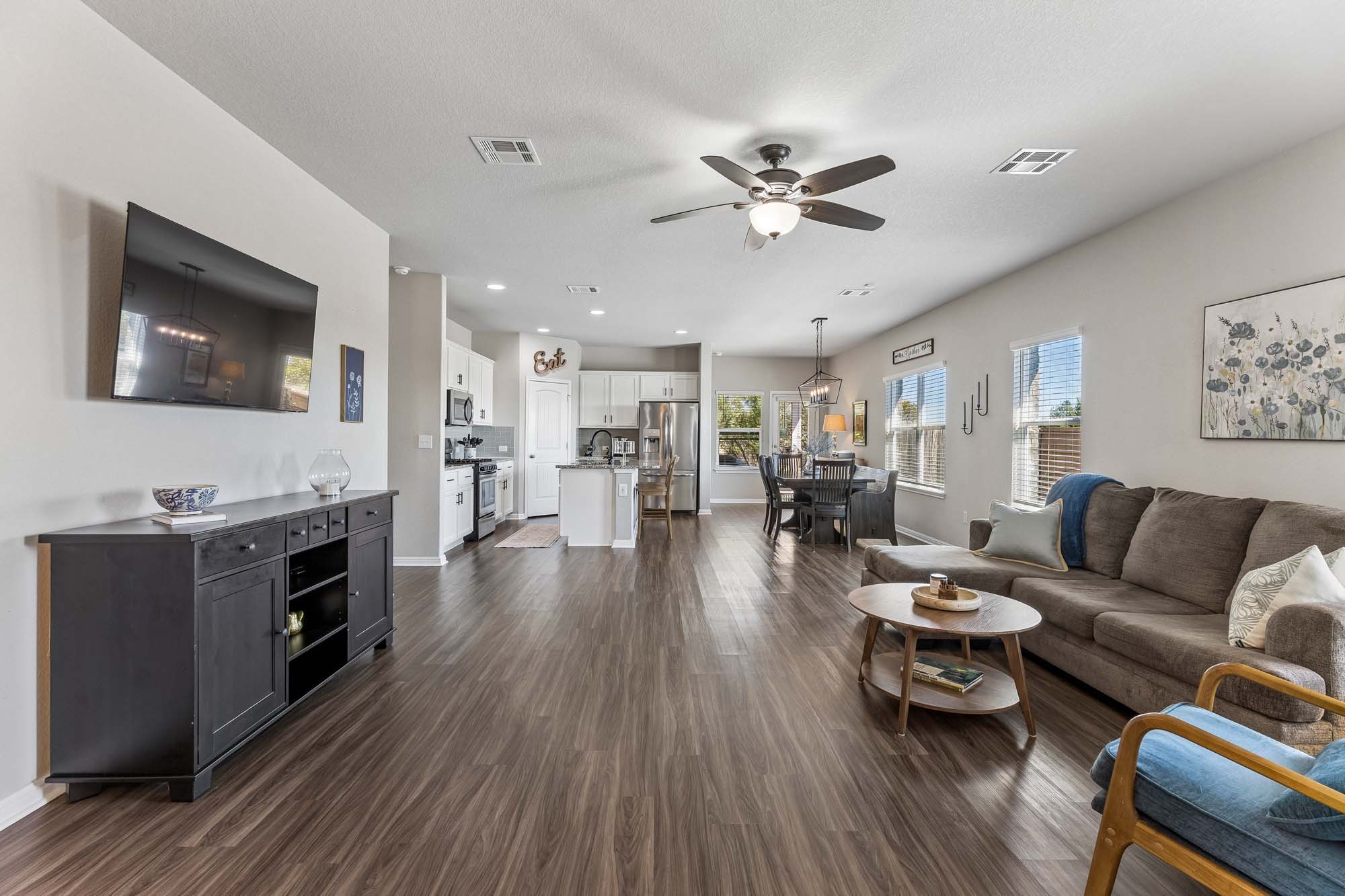 124 Moravia Road, Georgetown, TX 78626 — photo 2