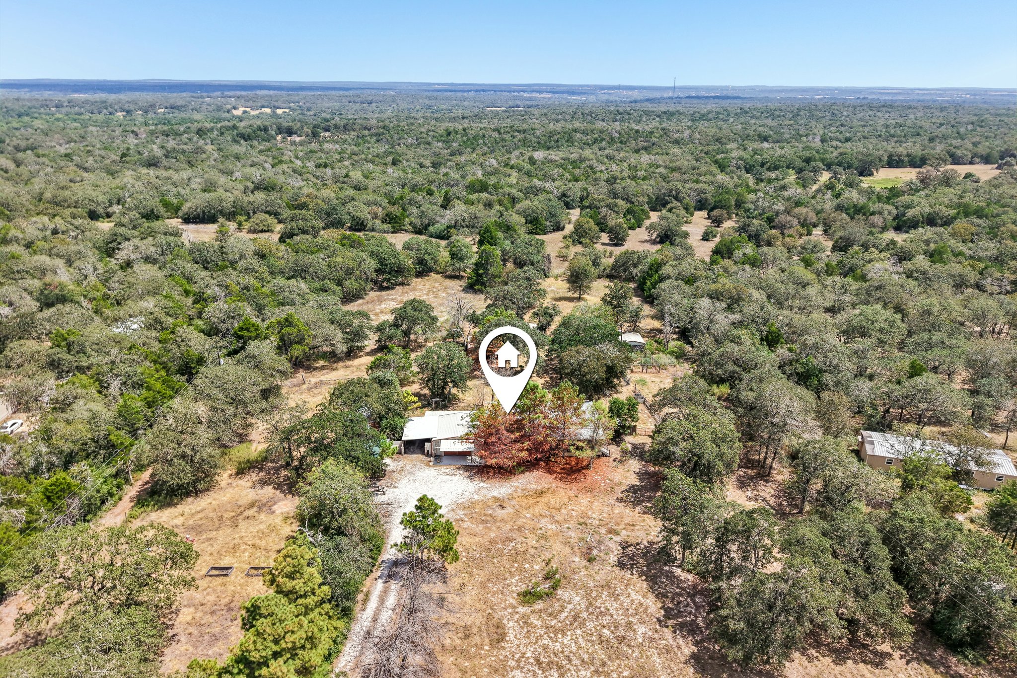 664 Hidden Oaks Dr — photo