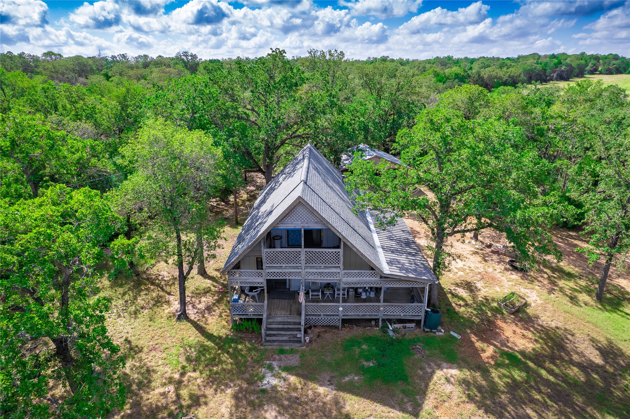 499 Hidden Oaks Dr — photo