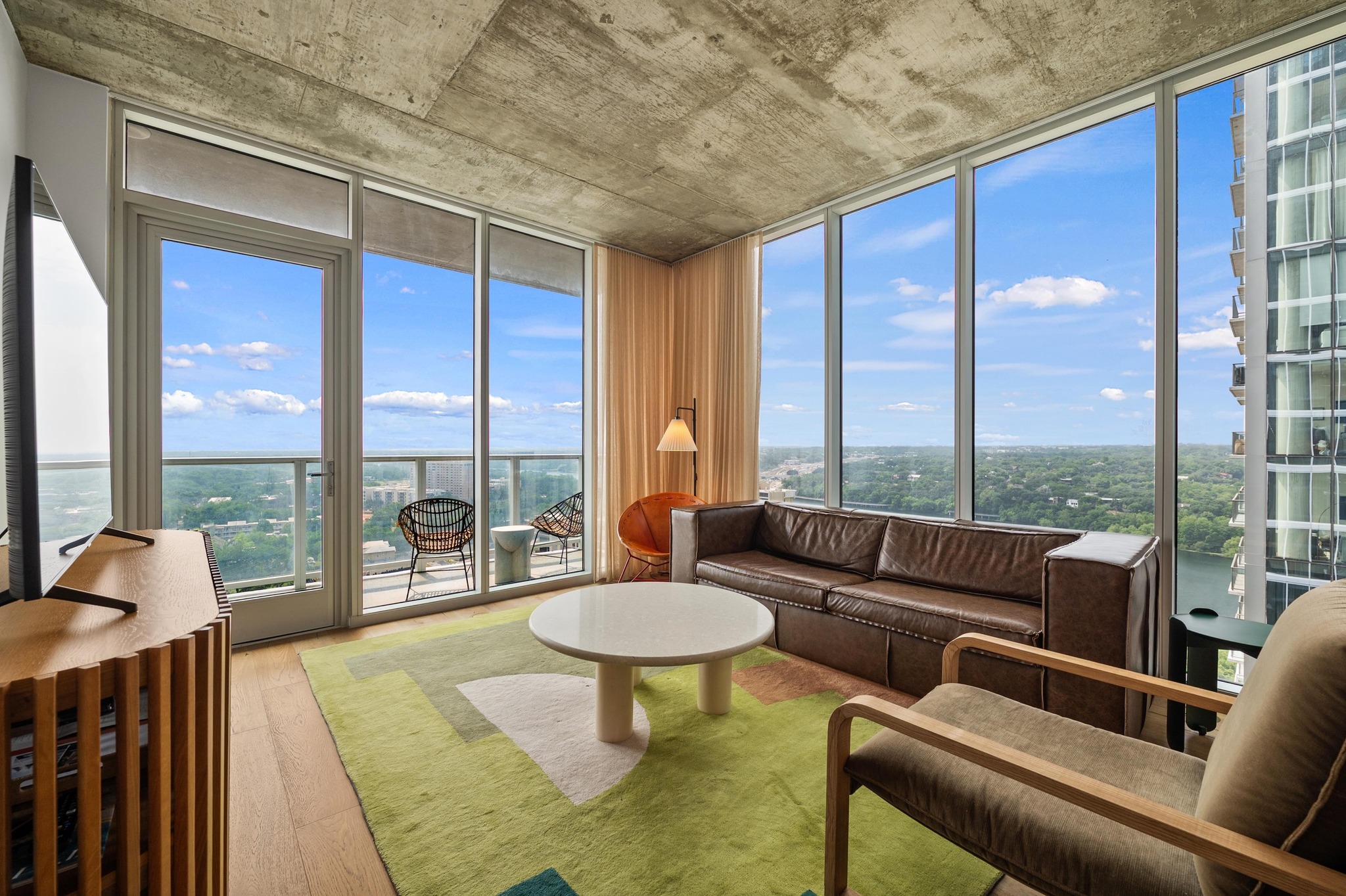 48 East Ave 2108 — photo
