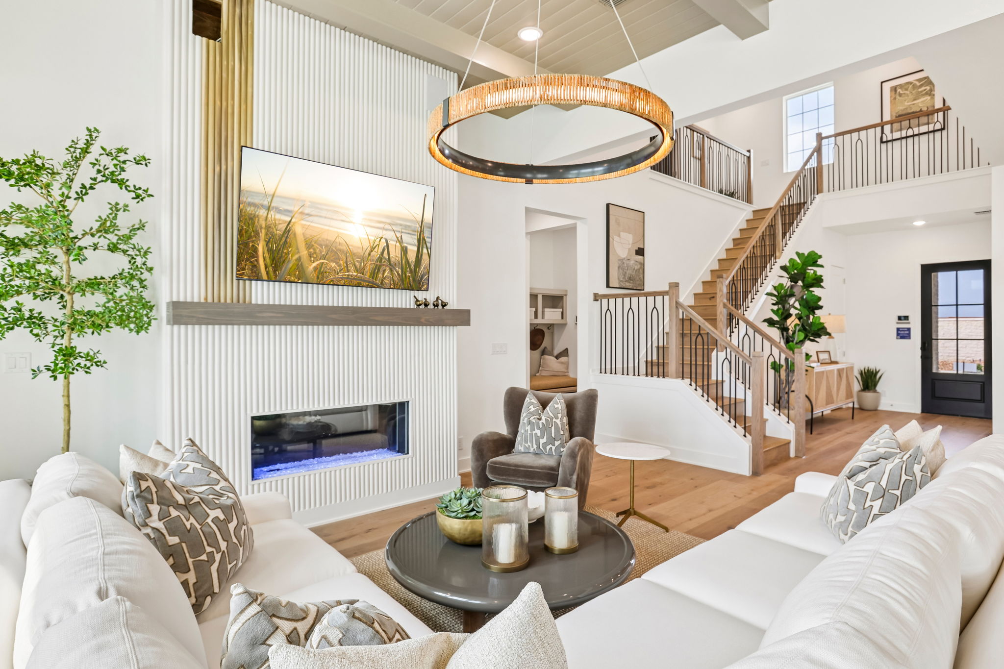 2328 Fielder Dr — photo
