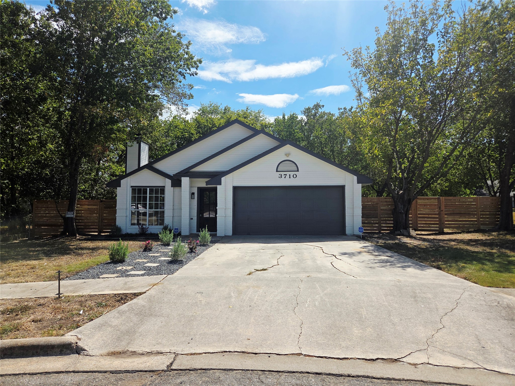 3710 Valley Forge Dr — photo
