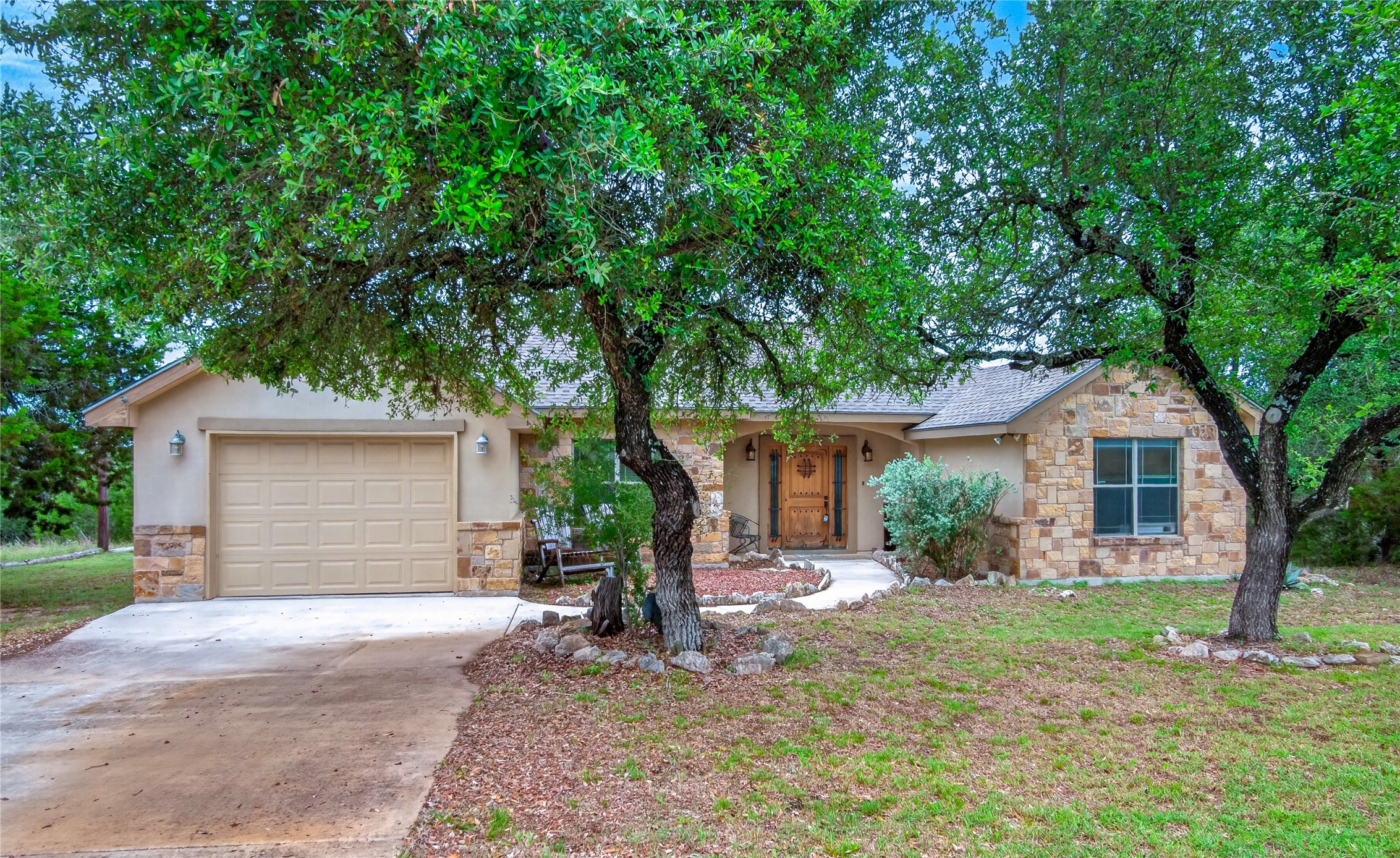 107 Garrett Way — photo