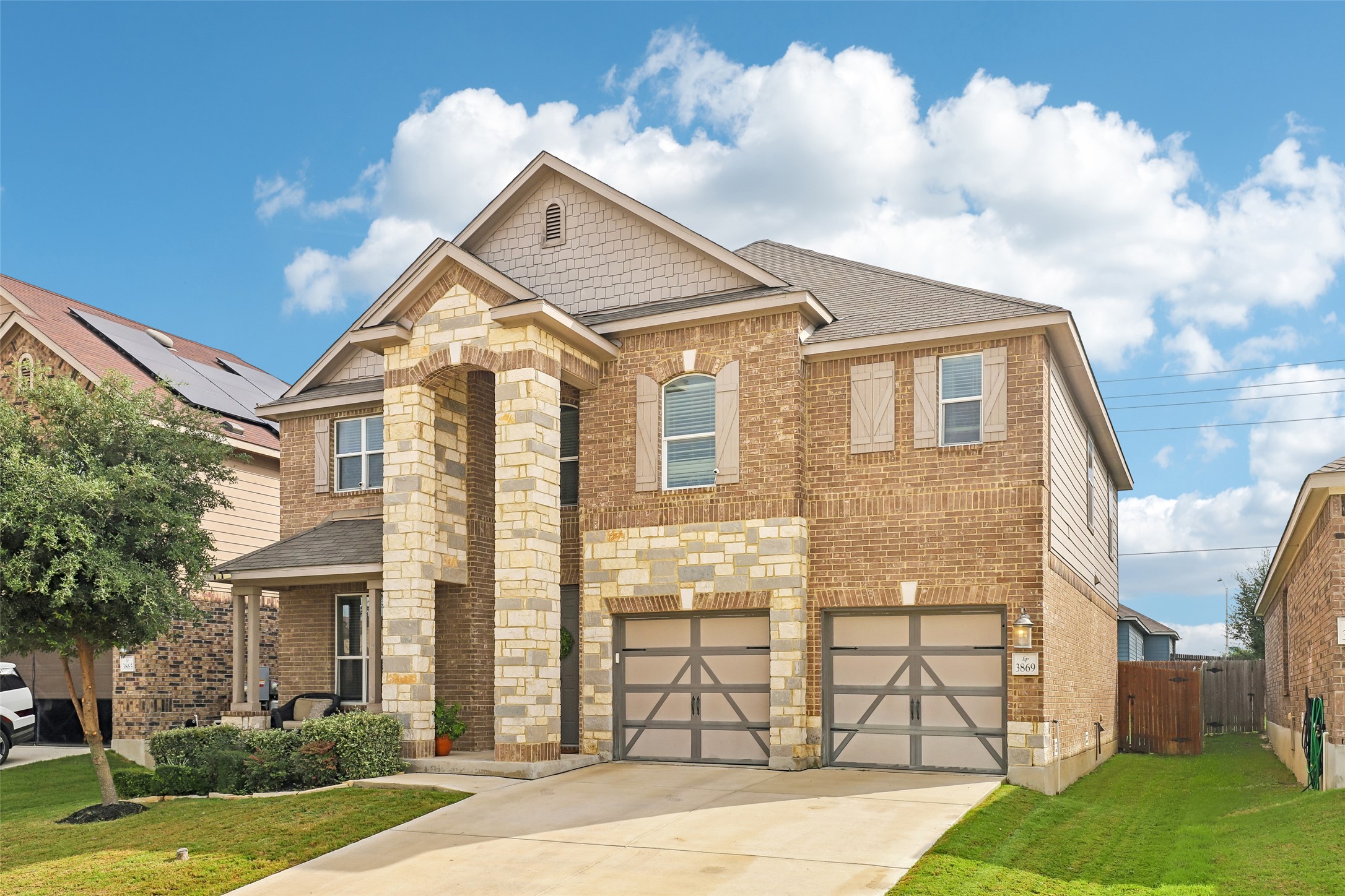 Home in New Braunfels, TX 78130 — photo 2