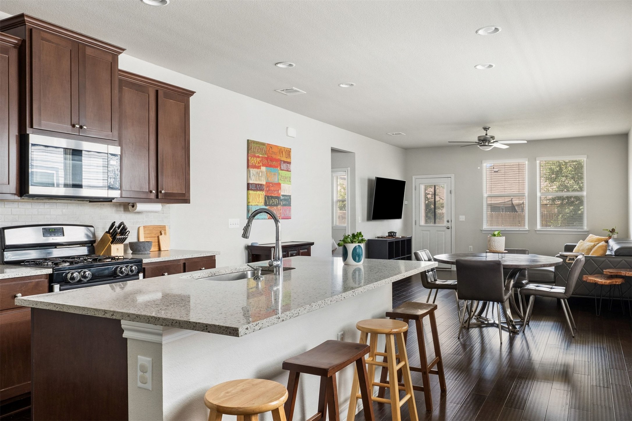 11917 Cimaizon Dr — photo