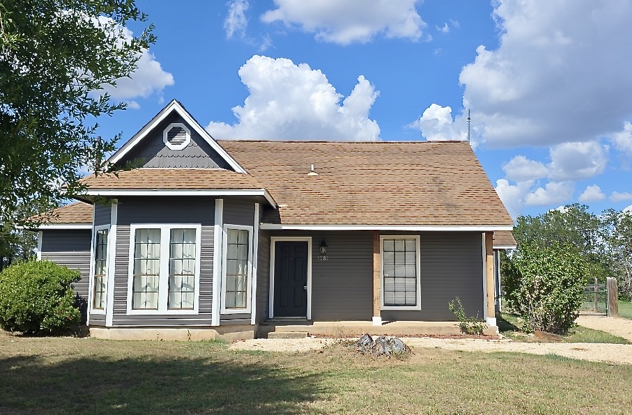 1081 Private Road 7023 — photo
