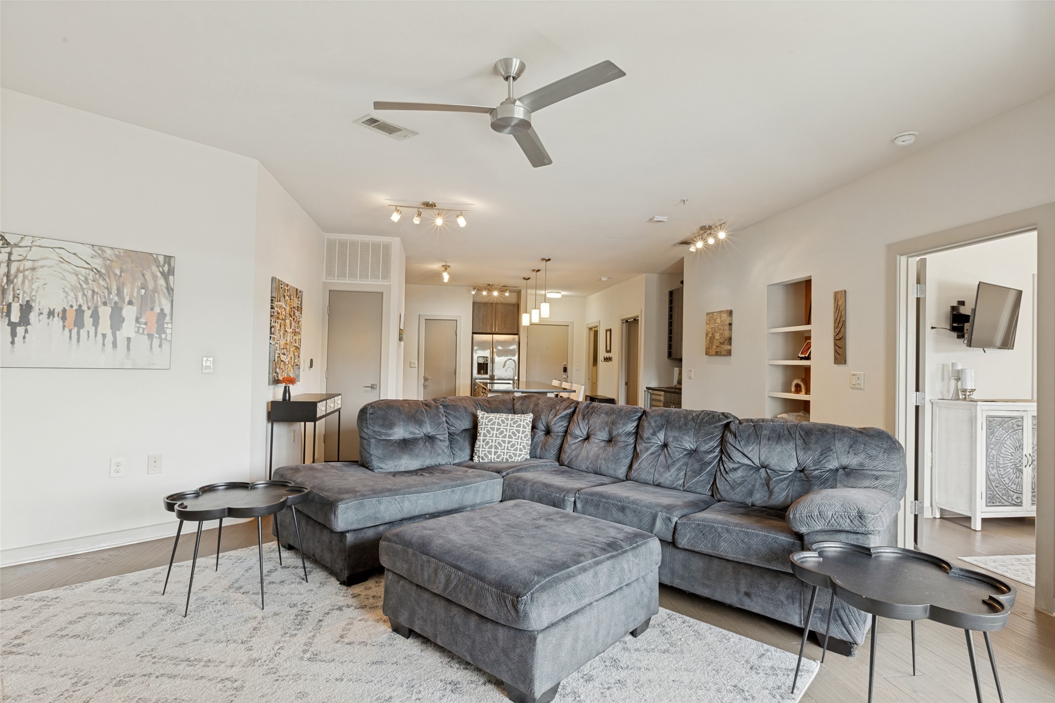 3600 S Lamar Blvd 210 — photo