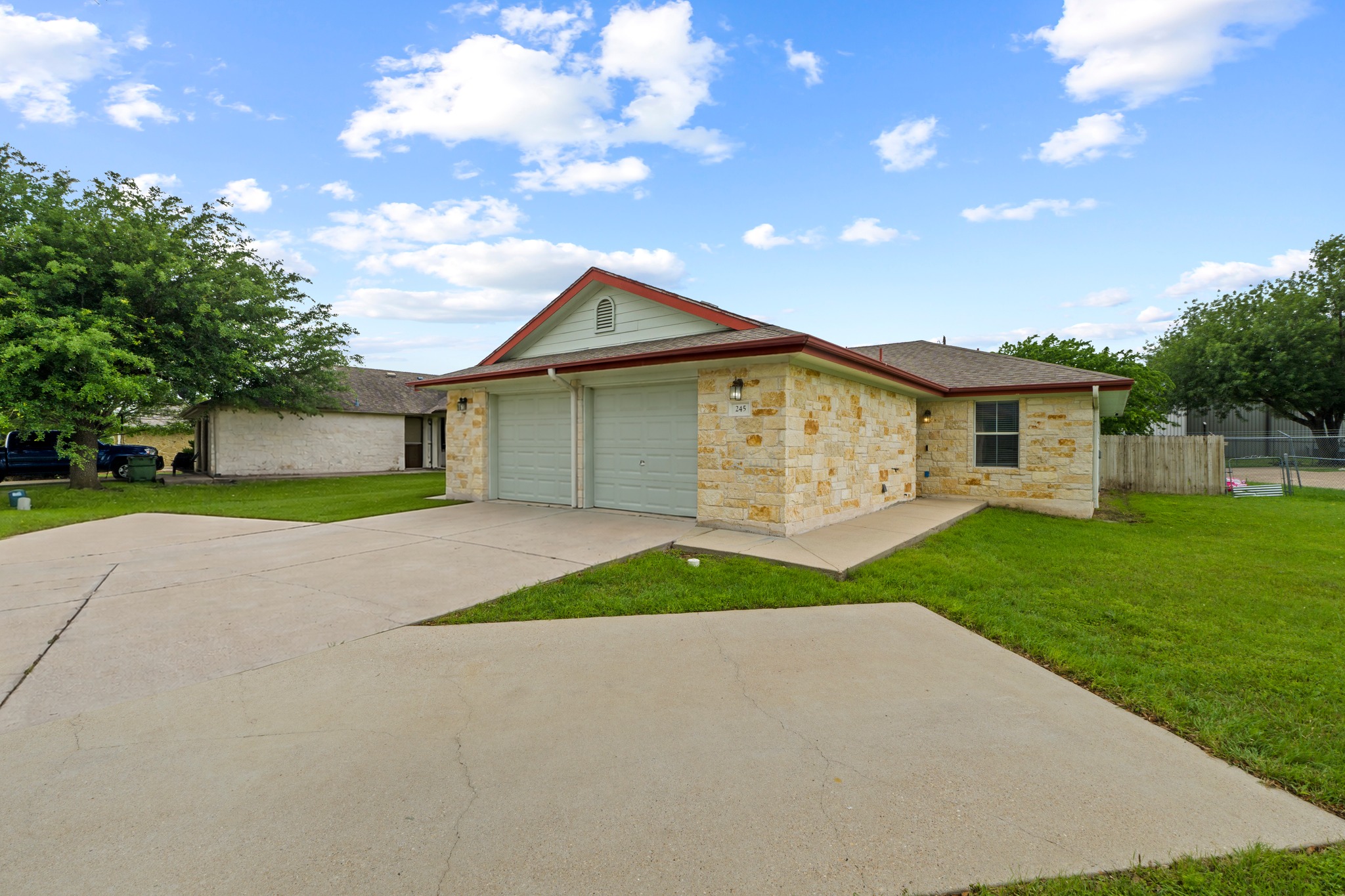 245 Marvin CV — photo