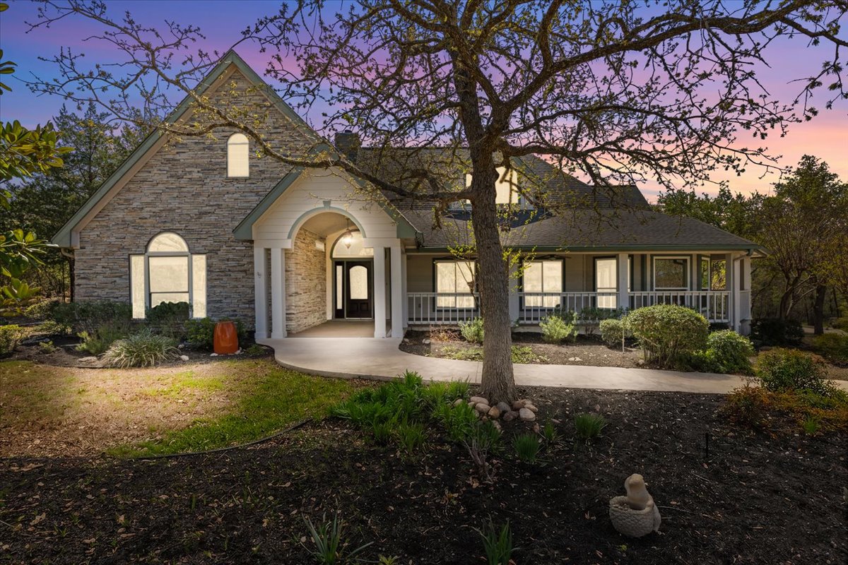 187 Stephen F Austin Blvd — photo