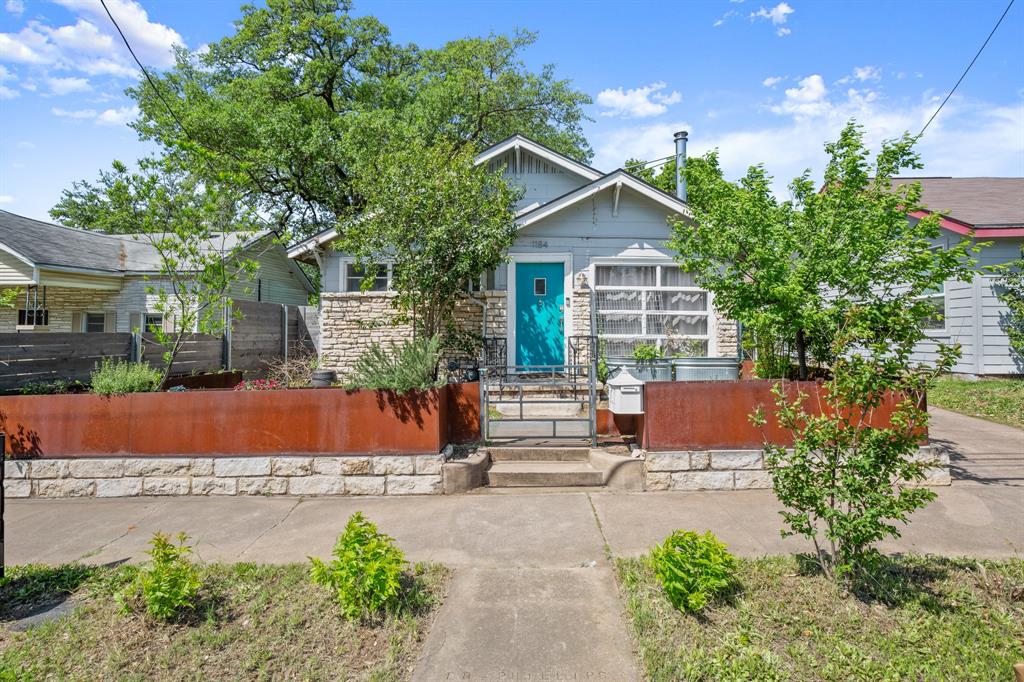1184 Navasota St — photo
