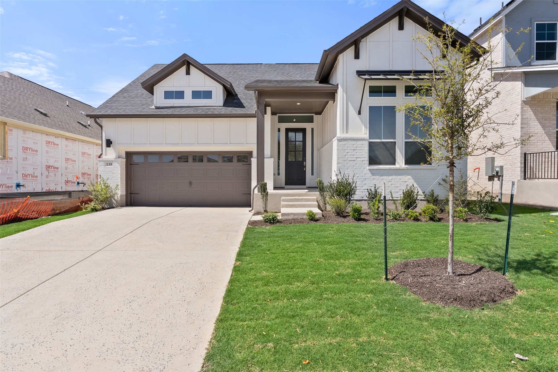 139 Comfort Dr — photo