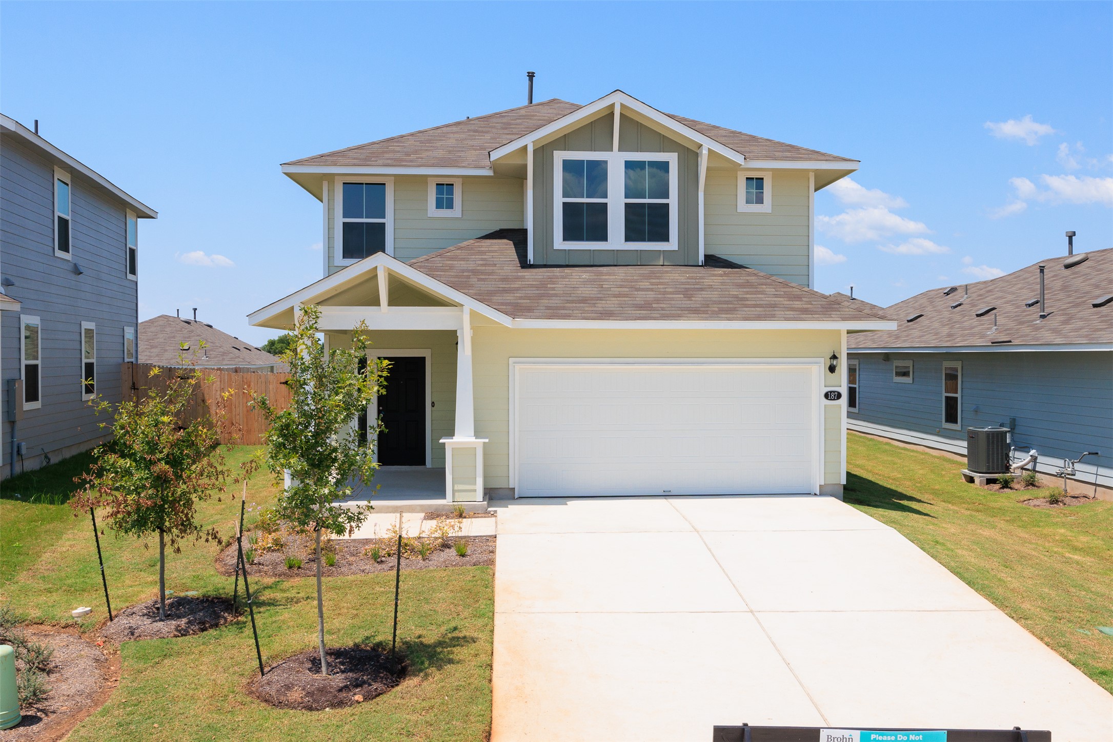 187 Haywood Mnr — photo