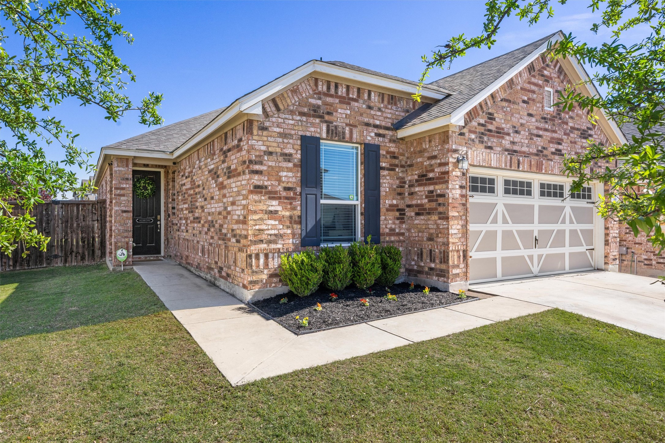 101 Muenster Dr 154 — photo