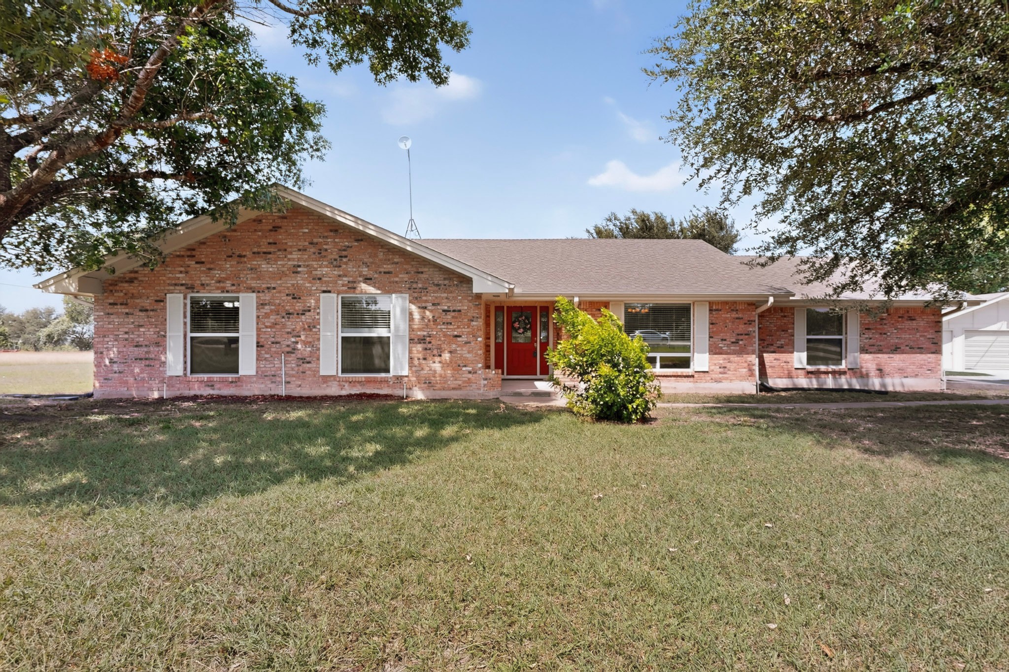 350 Richard Road, Georgetown, TX 78626 — photo 3