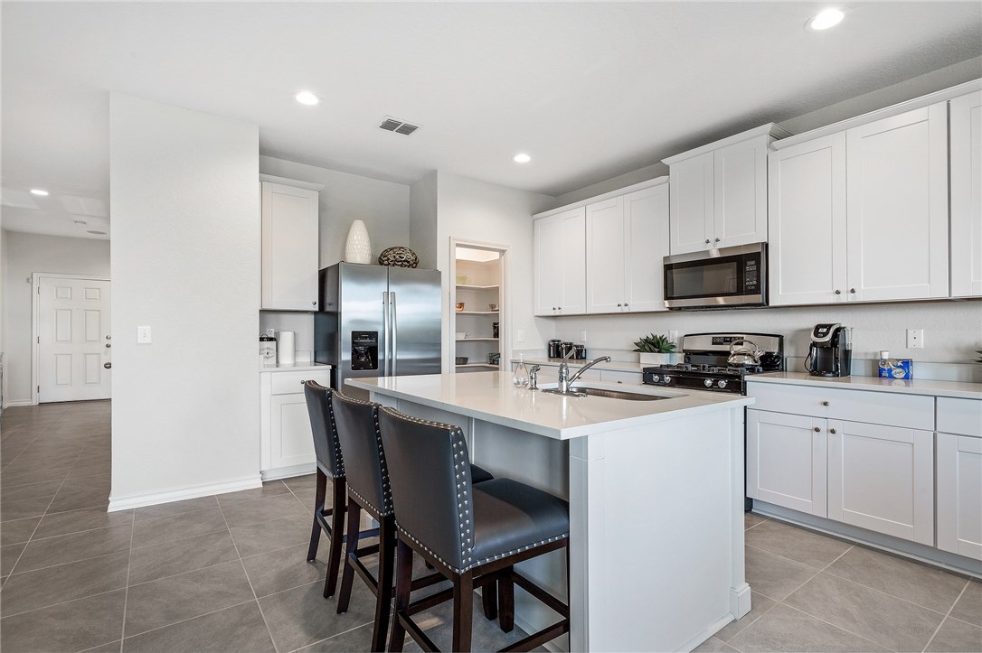 1356 Eagle Ridge Trl — photo