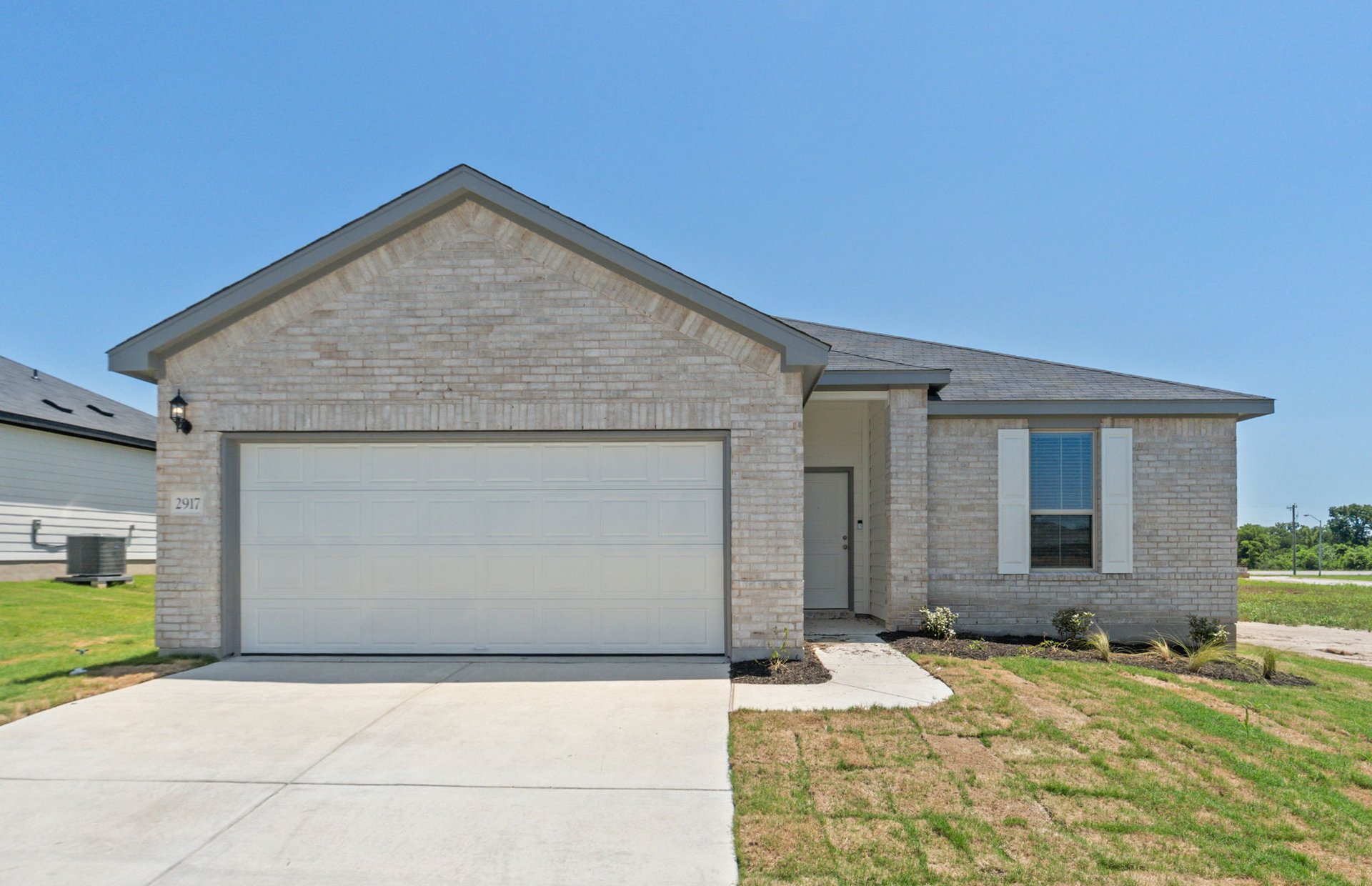 2917 Dimmit Dr — photo