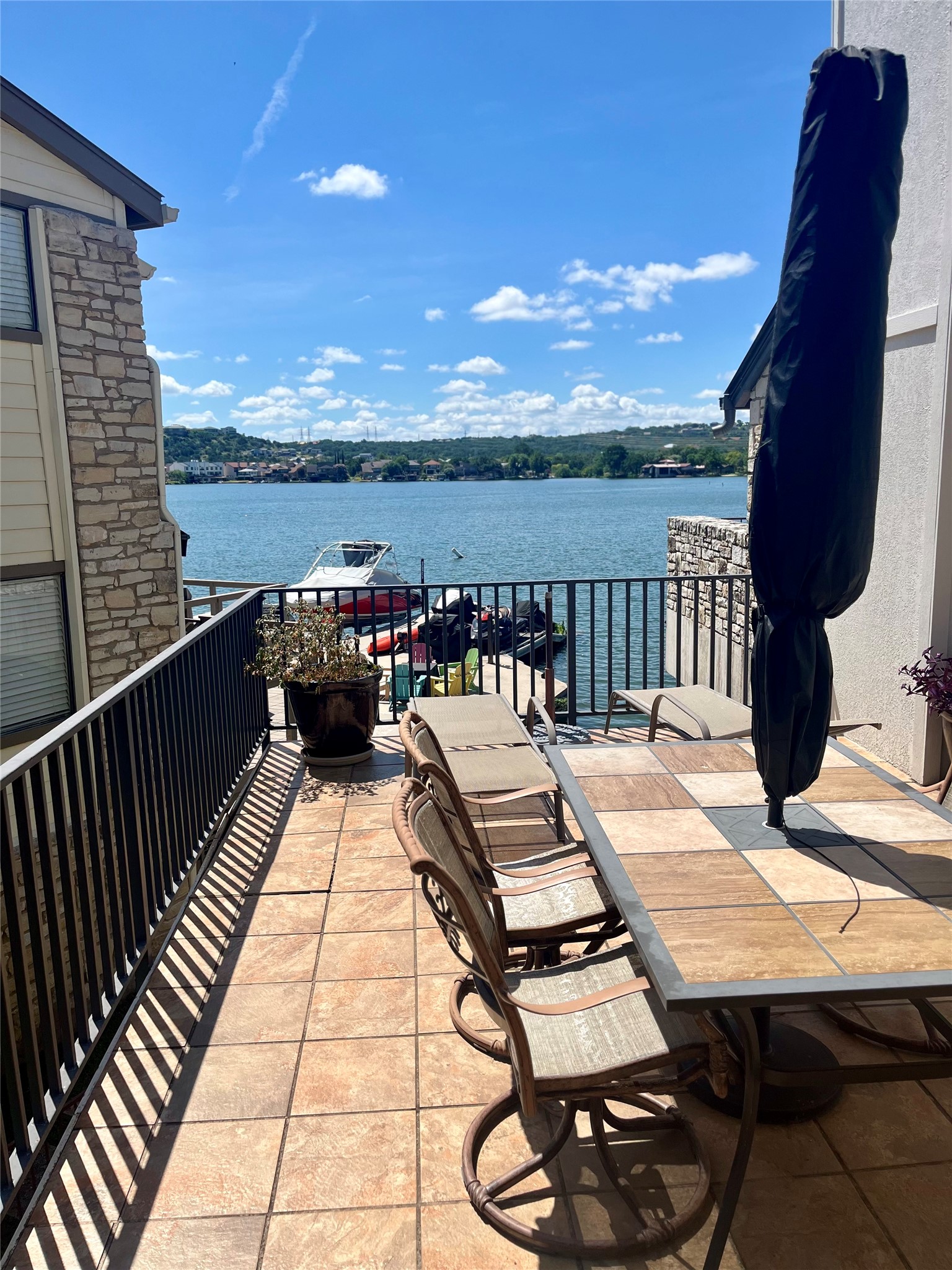 103 Island Dr 8 — photo