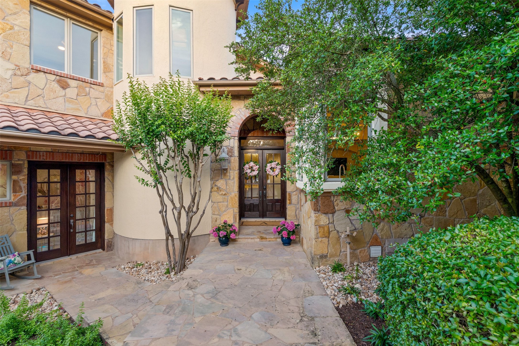4801 Pecan Chase — photo