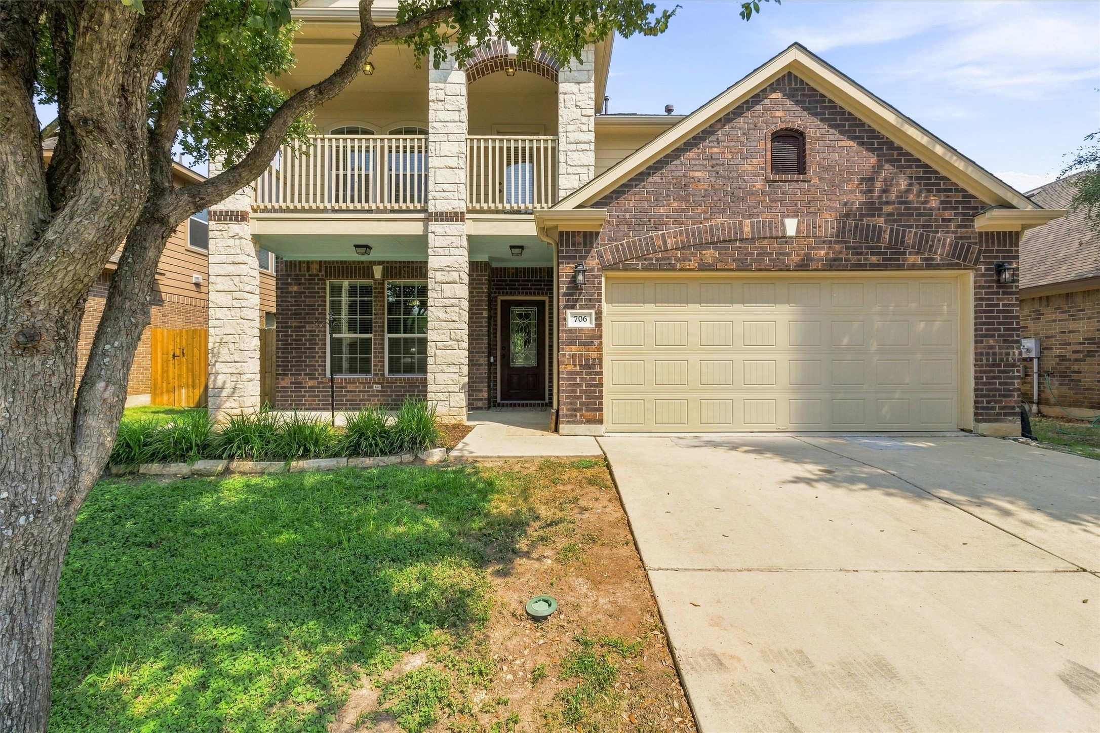 706 Irvin Dr — photo