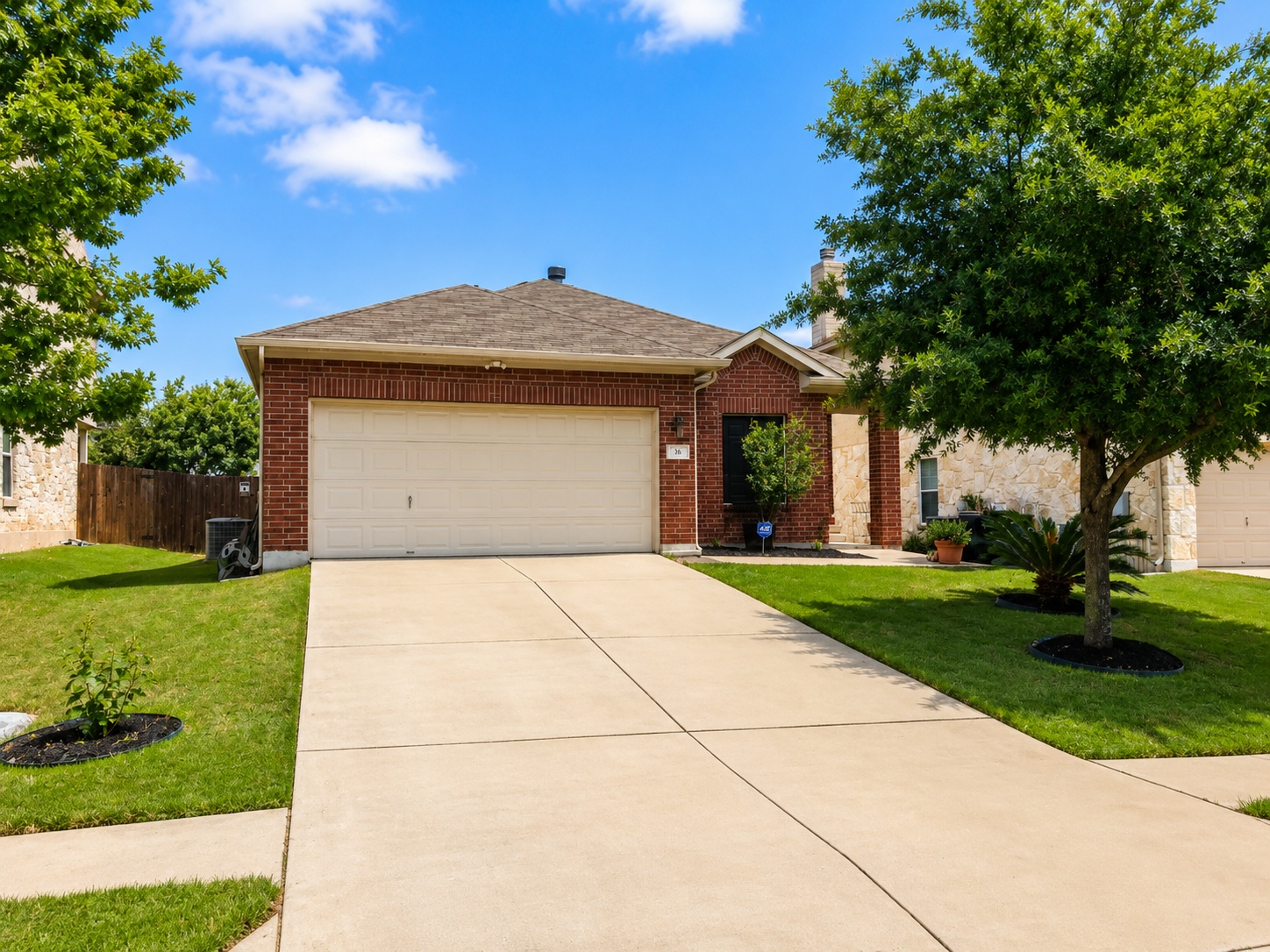 305 Dark Horse Ln — photo