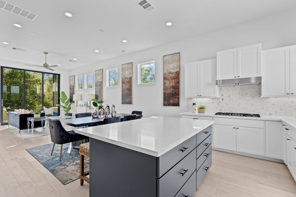 5001 Childers Path — photo