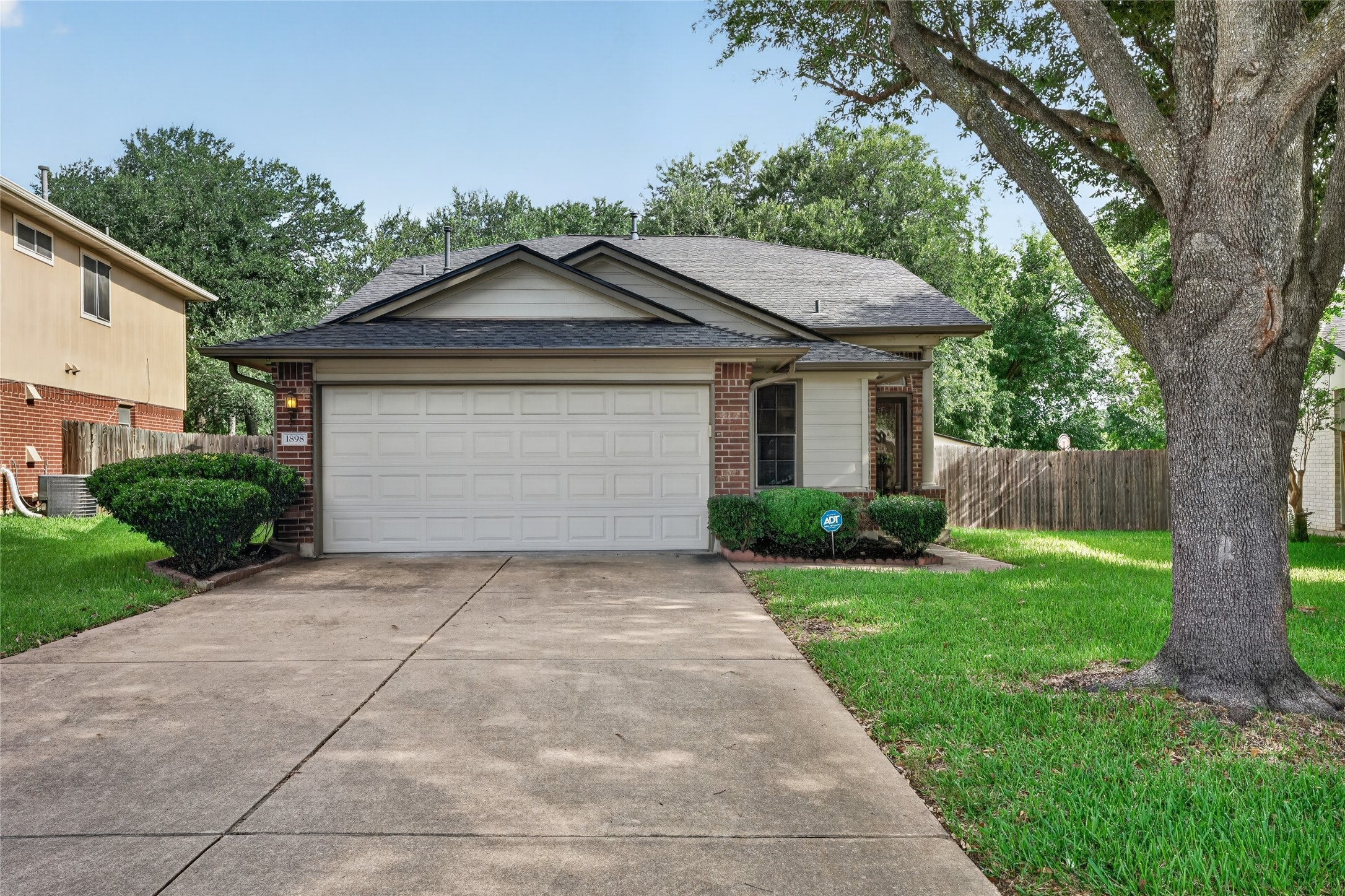 1898 Wallin Loop, Round Rock, TX 78664 — photo 2