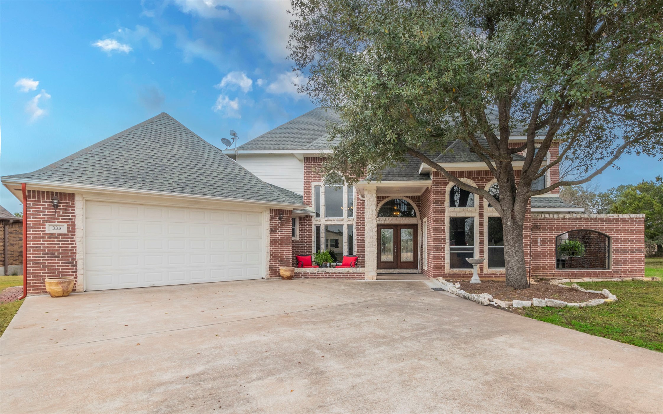 333 Wesley Rdg — photo