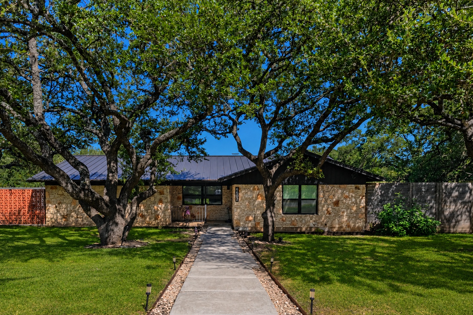 6602 Wolfcreek Pass — photo