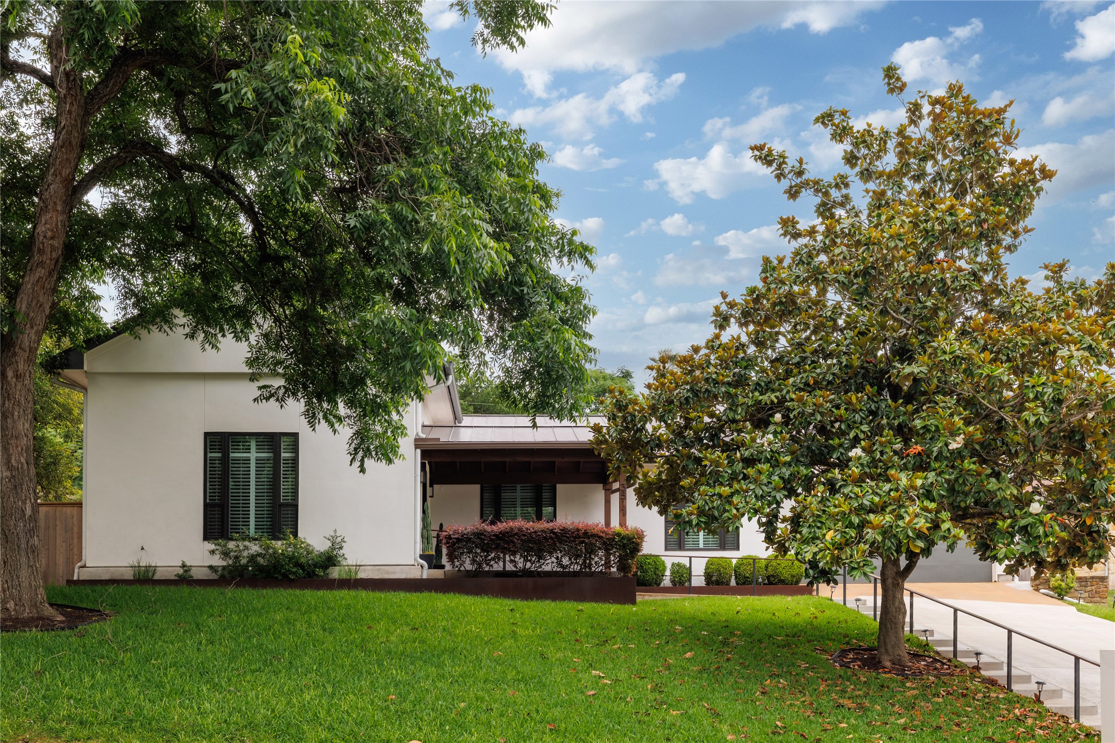 3511 Arrowhead Dr — photo
