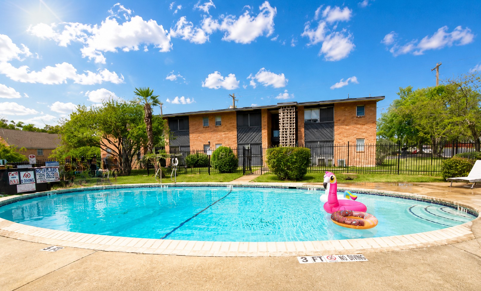 3304 Red River St 204 — photo