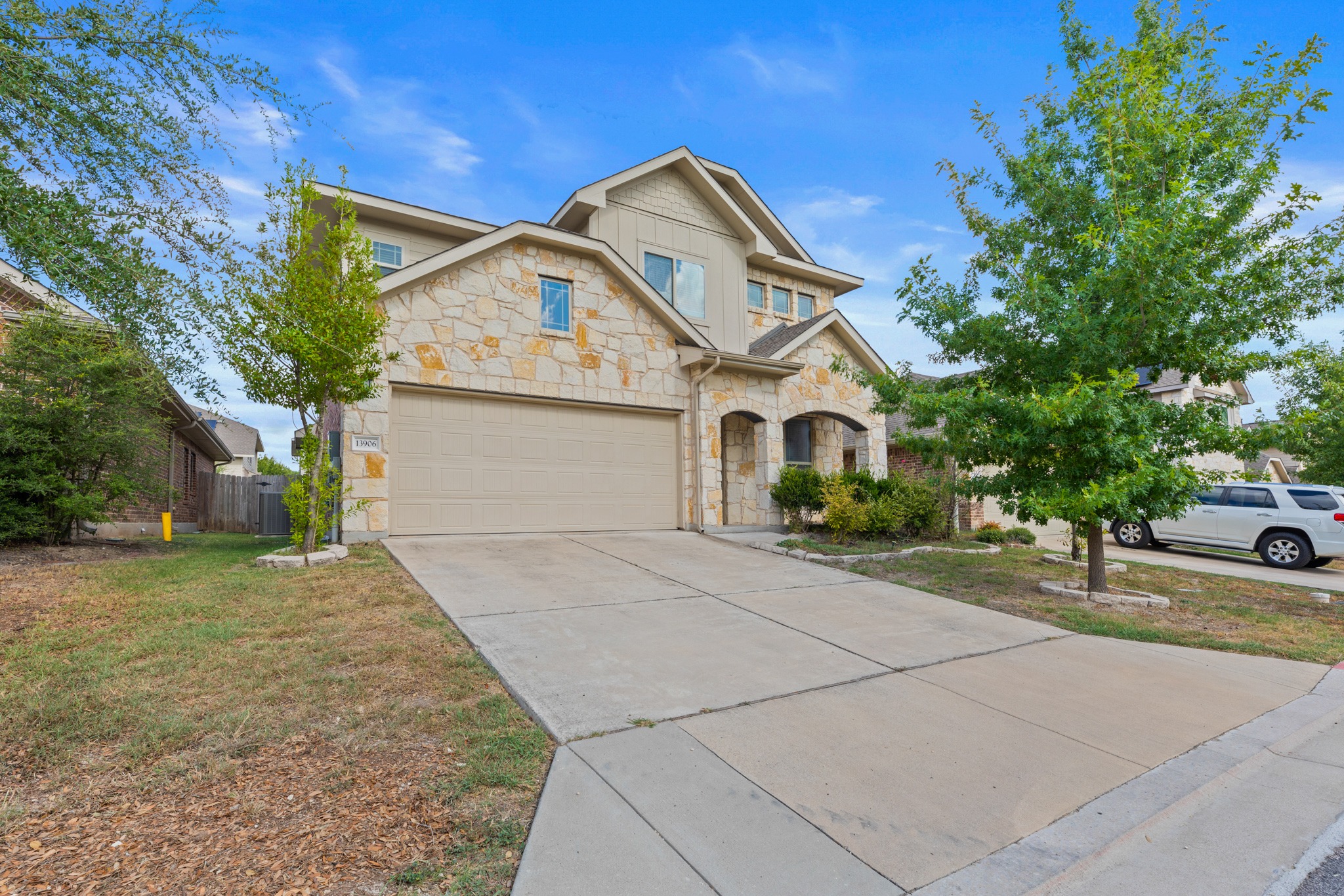 13906 Cantata Ln — photo