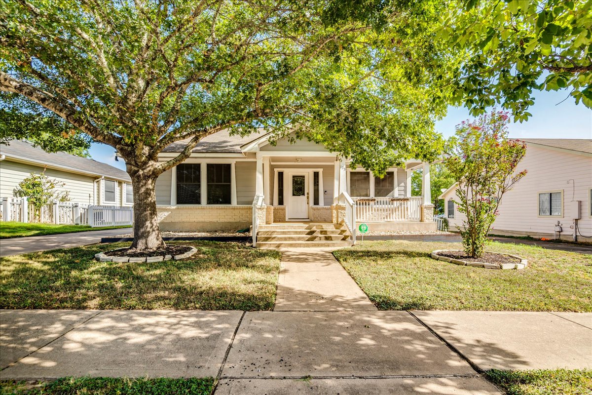 175 Wetzel, Kyle, TX 78640 — photo 2