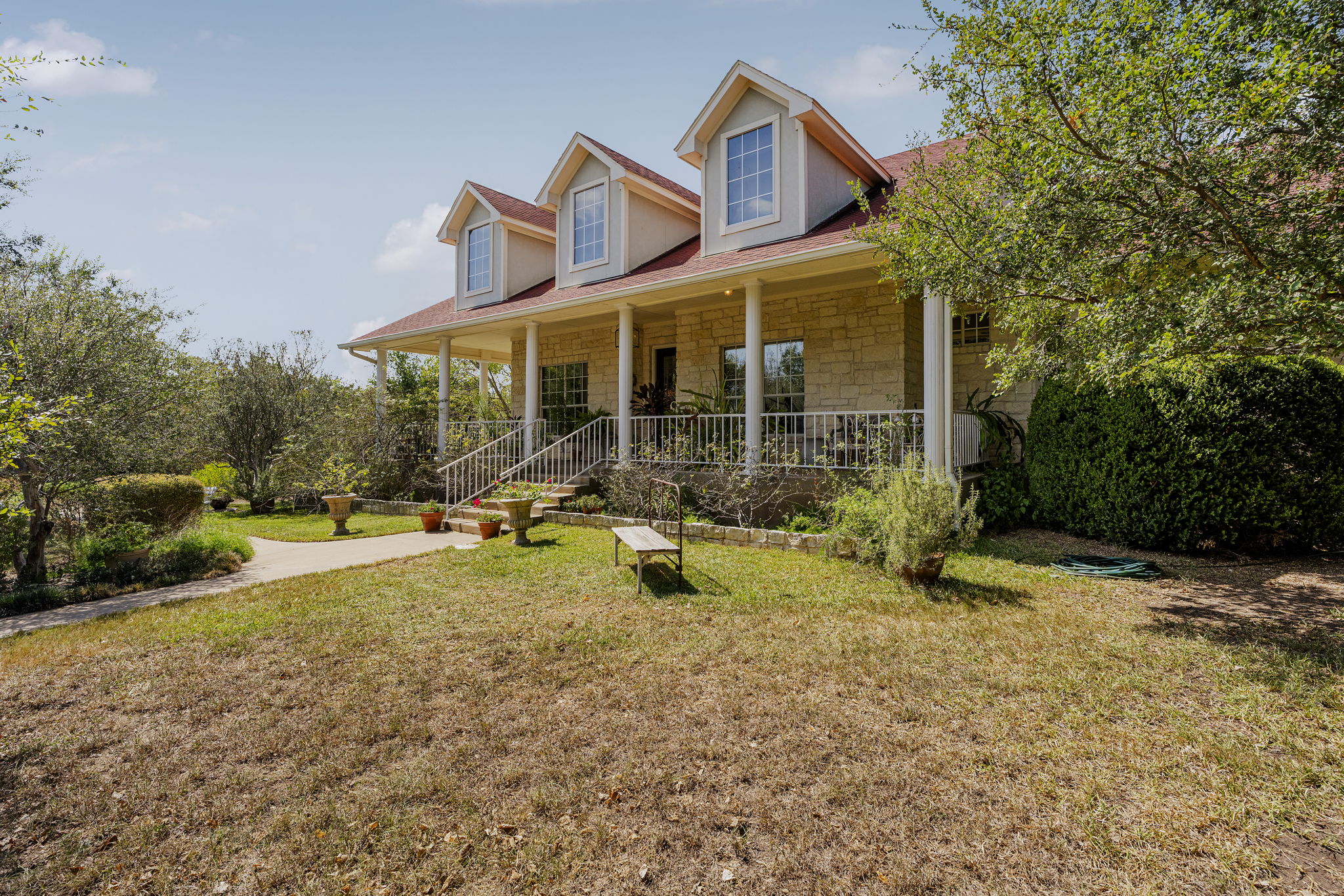 15420 Fox Run Dr — photo