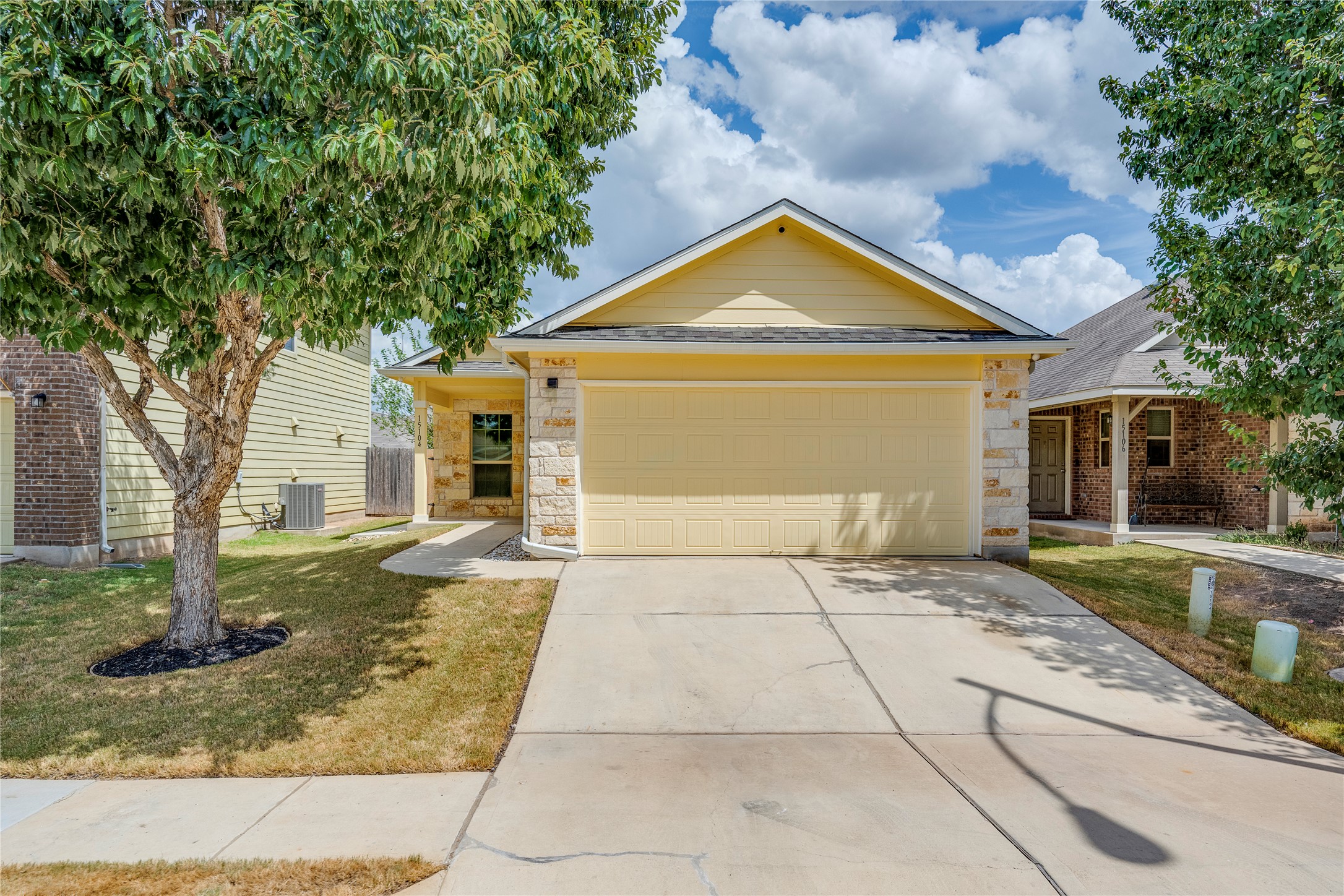 15104 Verela Dr — photo