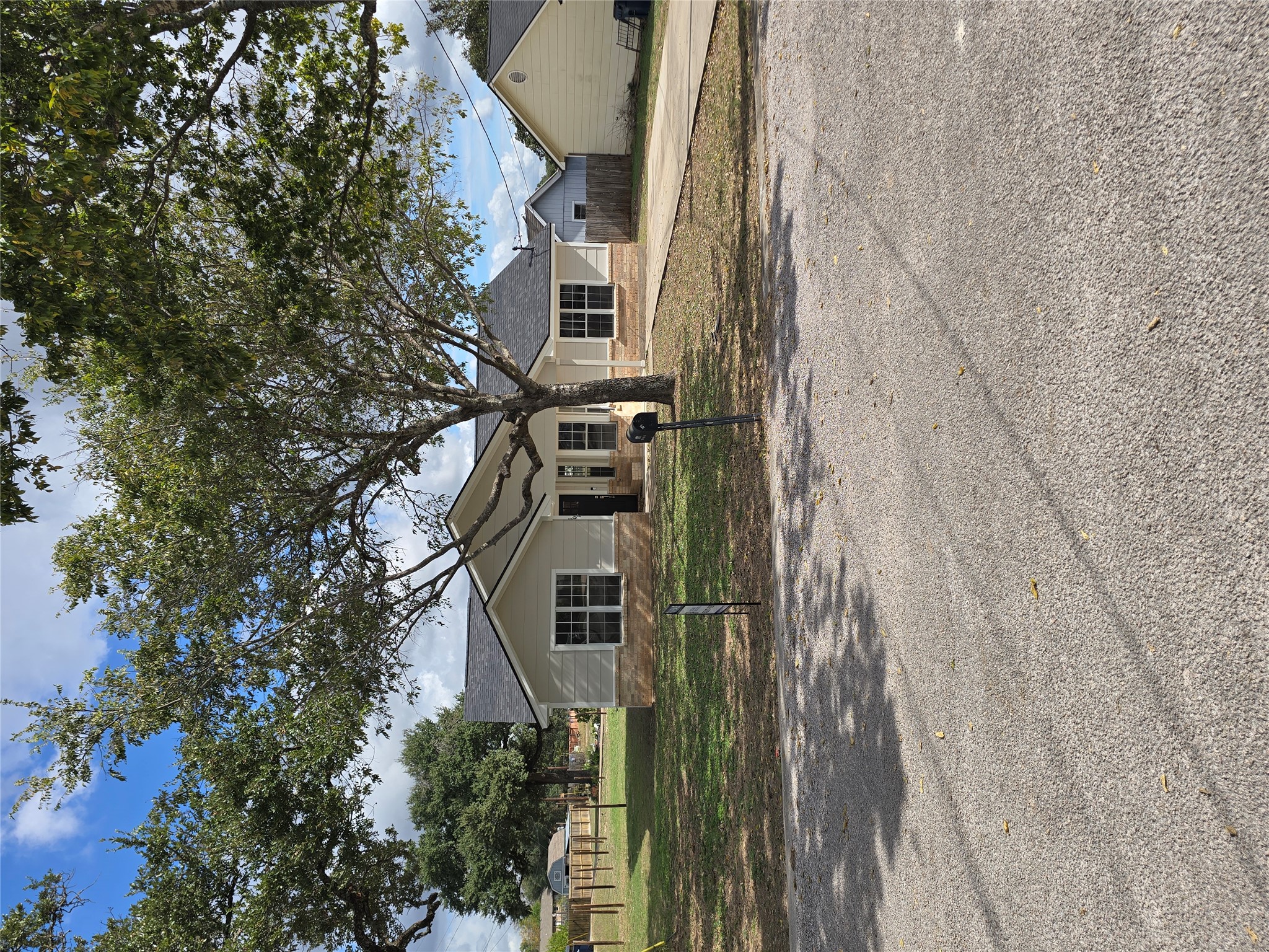101 Live Oak Cir — photo